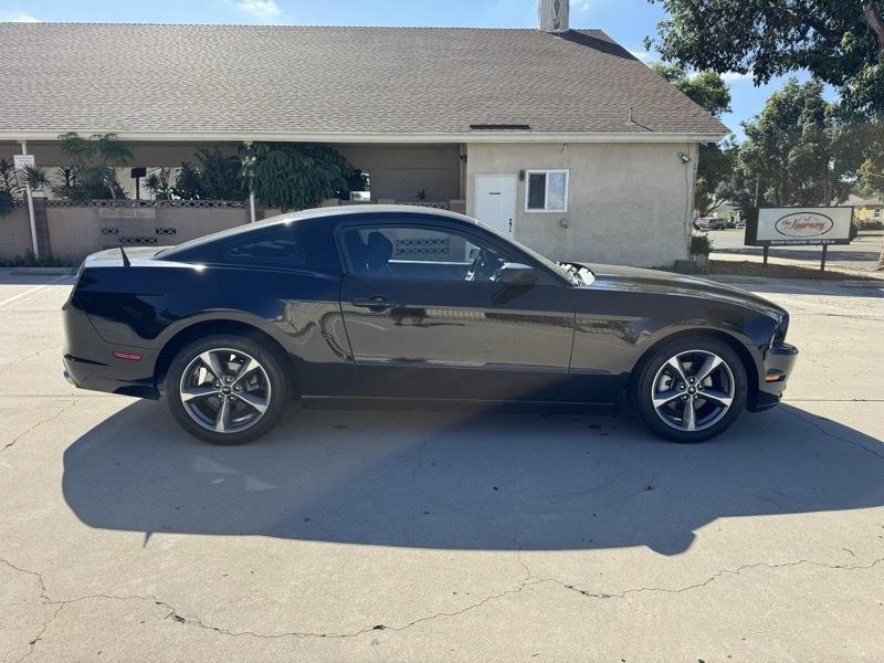 Ford Mustang V6 Coupe 2014