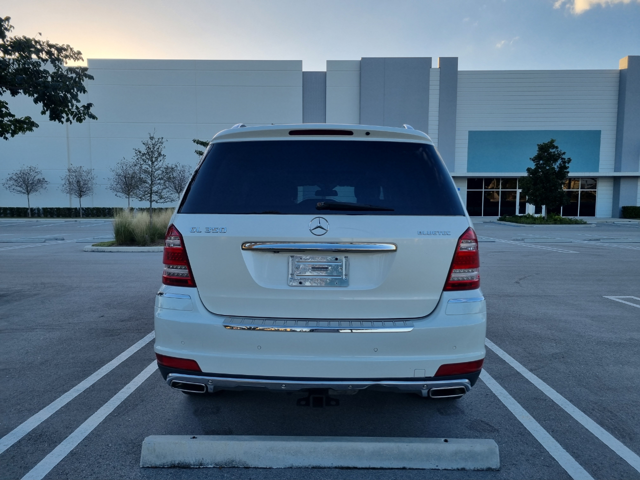 Mercedes-Benz GL-Class GL350 BlueTEC 2012