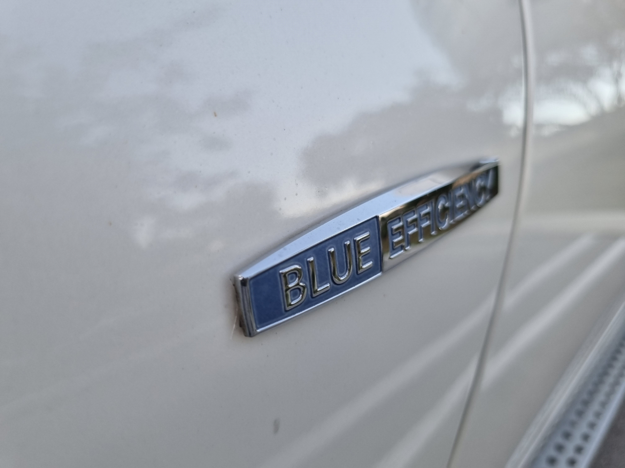 Mercedes-Benz GL-Class GL350 BlueTEC 2012