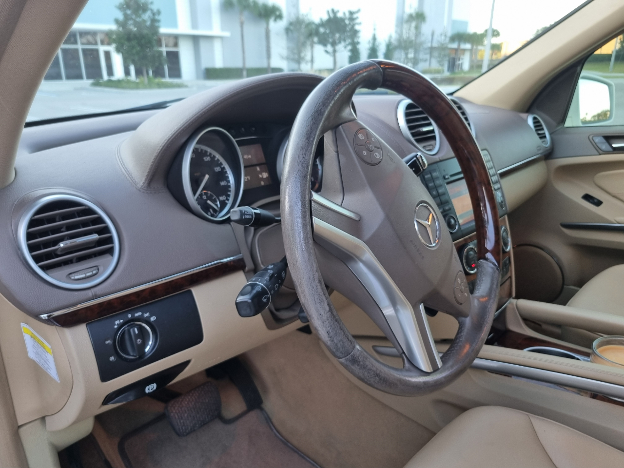 Mercedes-Benz GL-Class GL350 BlueTEC 2012