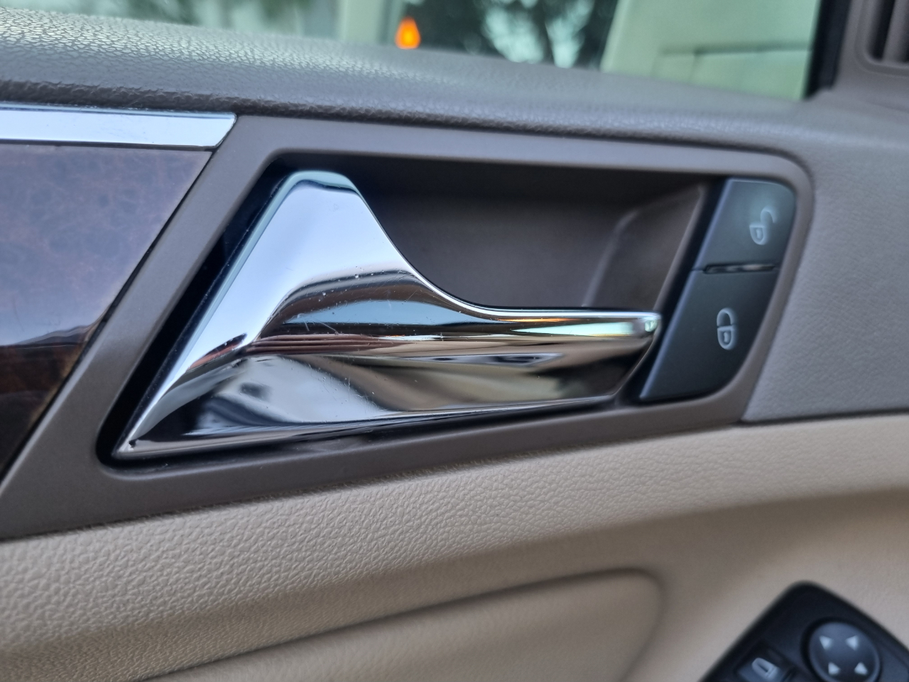 Mercedes-Benz GL-Class GL350 BlueTEC 2012