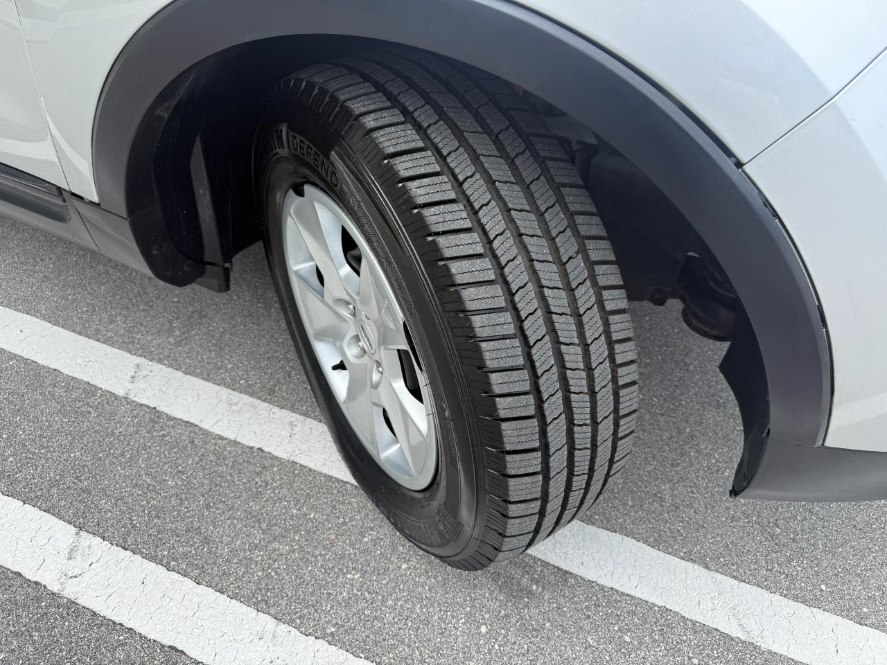 Ford Explorer Base 4WD 2012