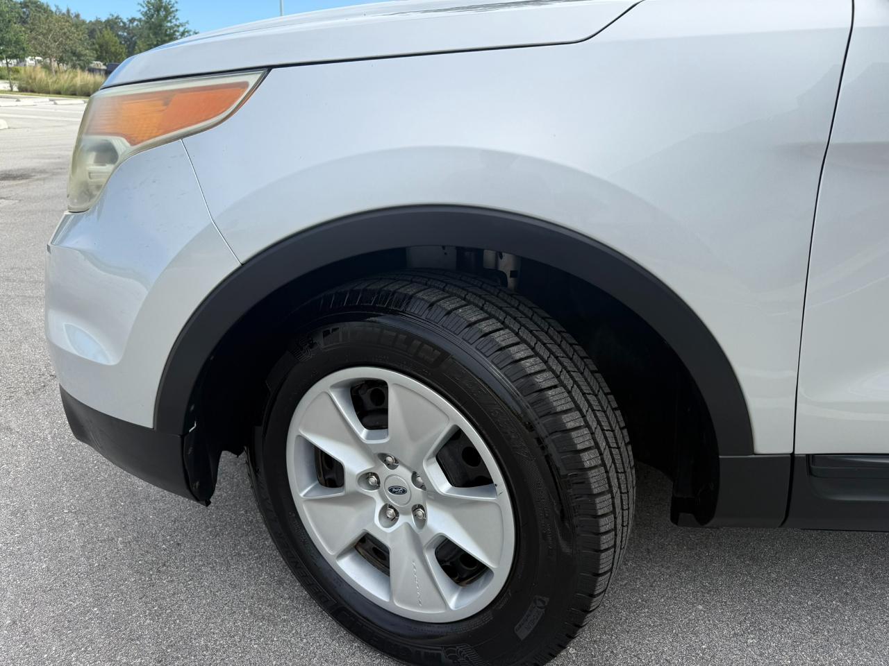 Ford Explorer Base 4WD 2012