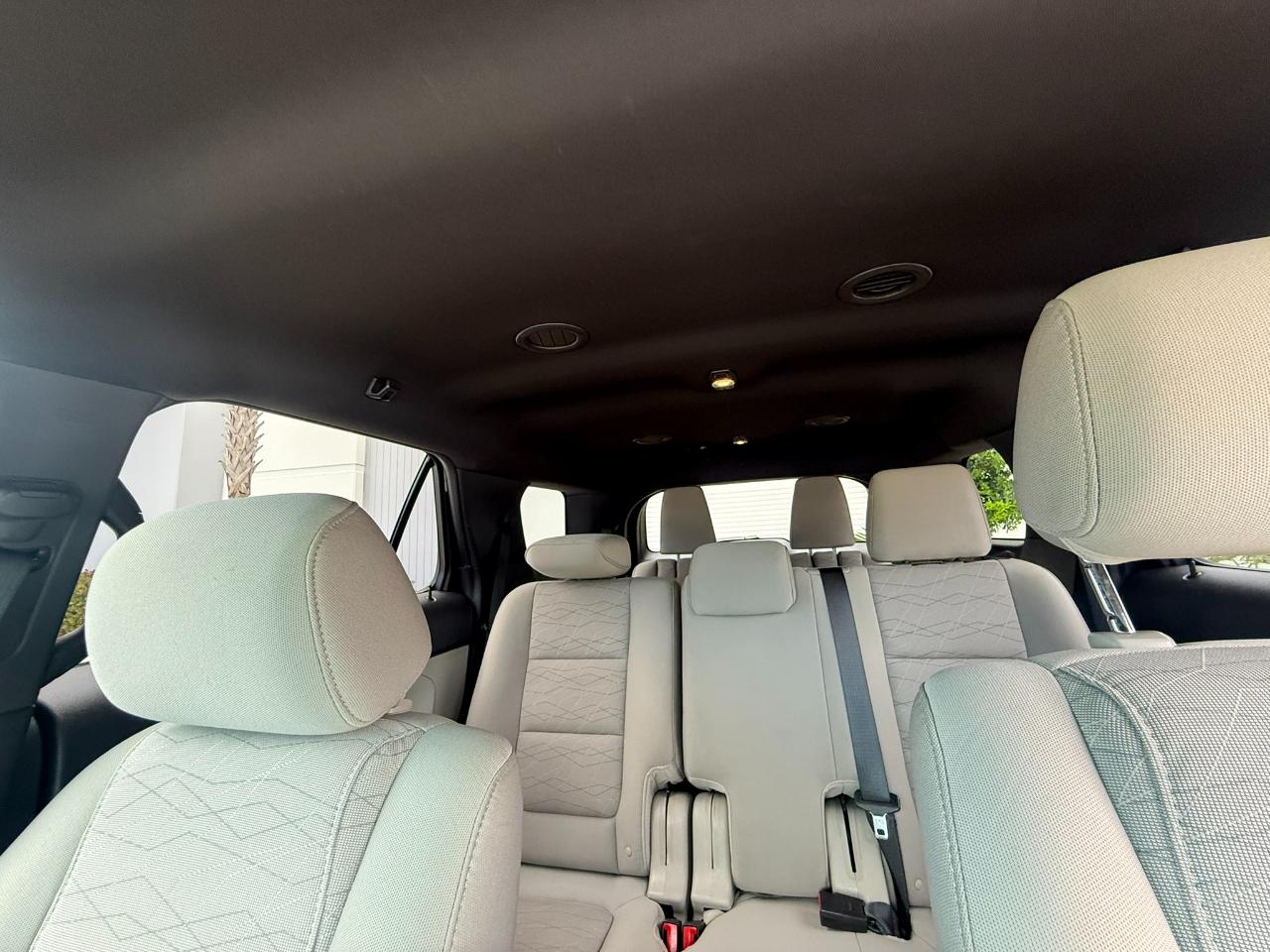 Ford Explorer Base 4WD 2012