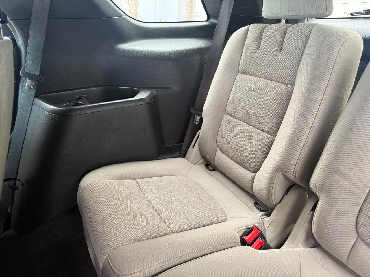 Ford Explorer Base 4WD 2012