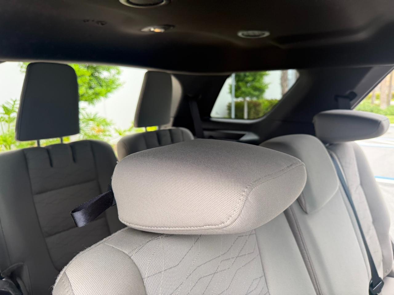 Ford Explorer Base 4WD 2012