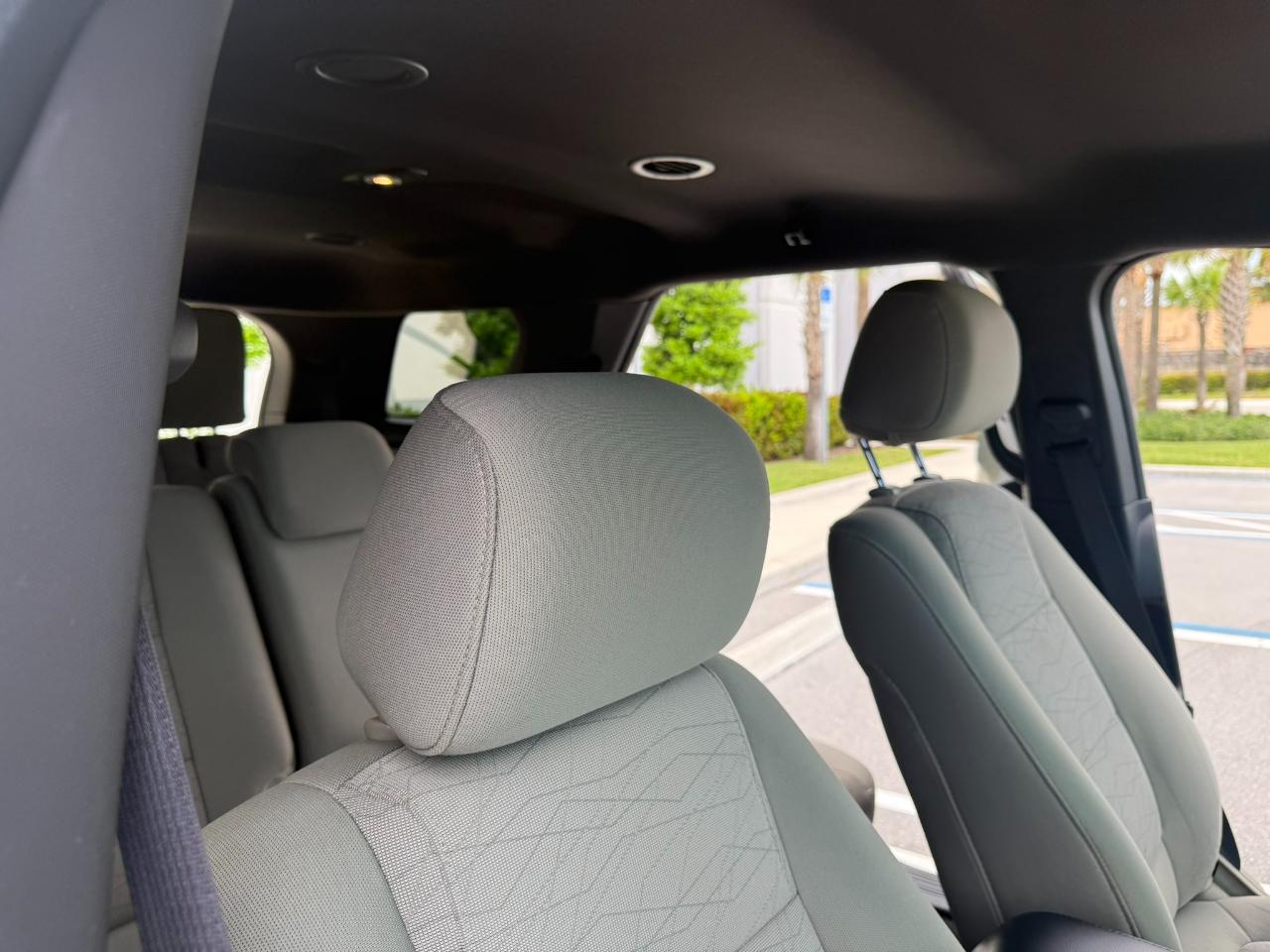 Ford Explorer Base 4WD 2012