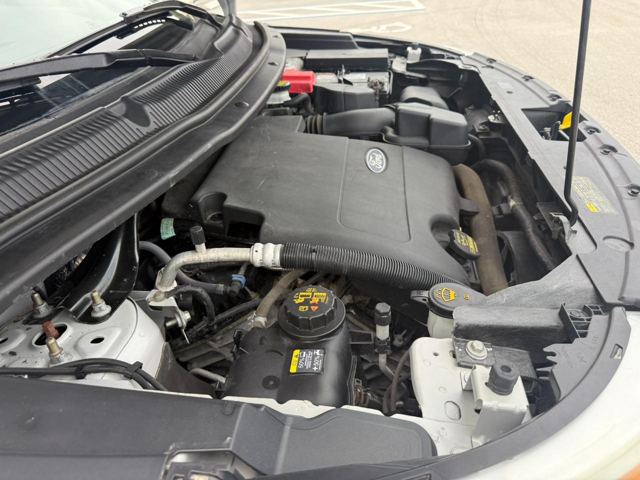 Ford Explorer Base 4WD 2012