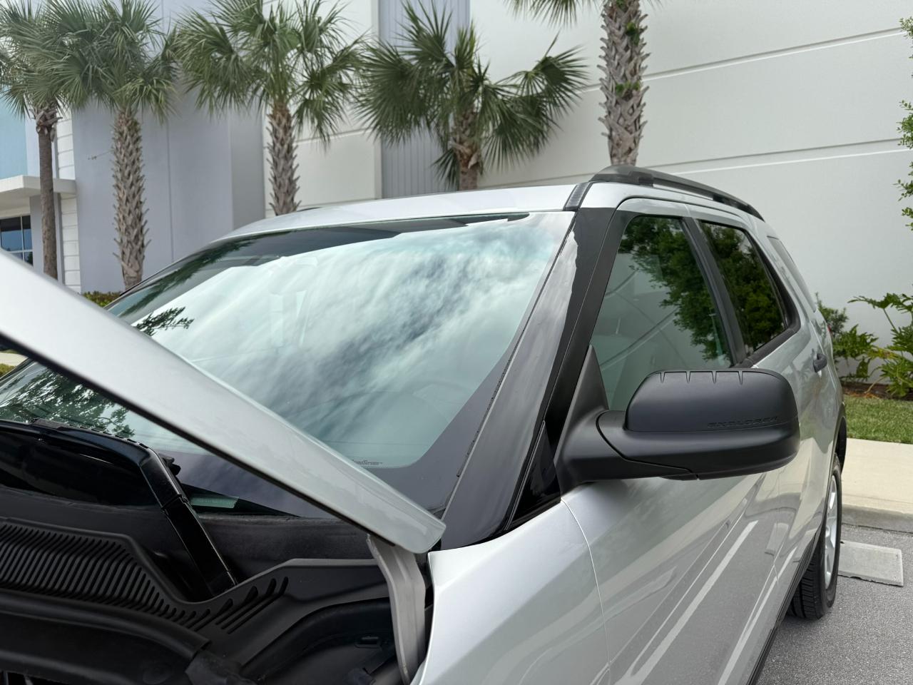 Ford Explorer Base 4WD 2012