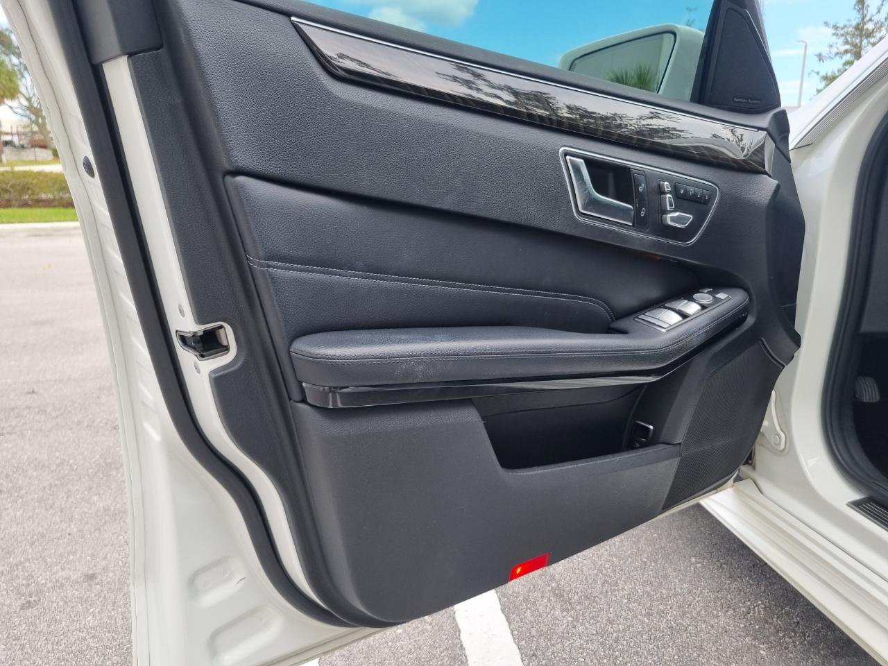 Mercedes-Benz E-Class E250 BlueTEC Sedan 2014