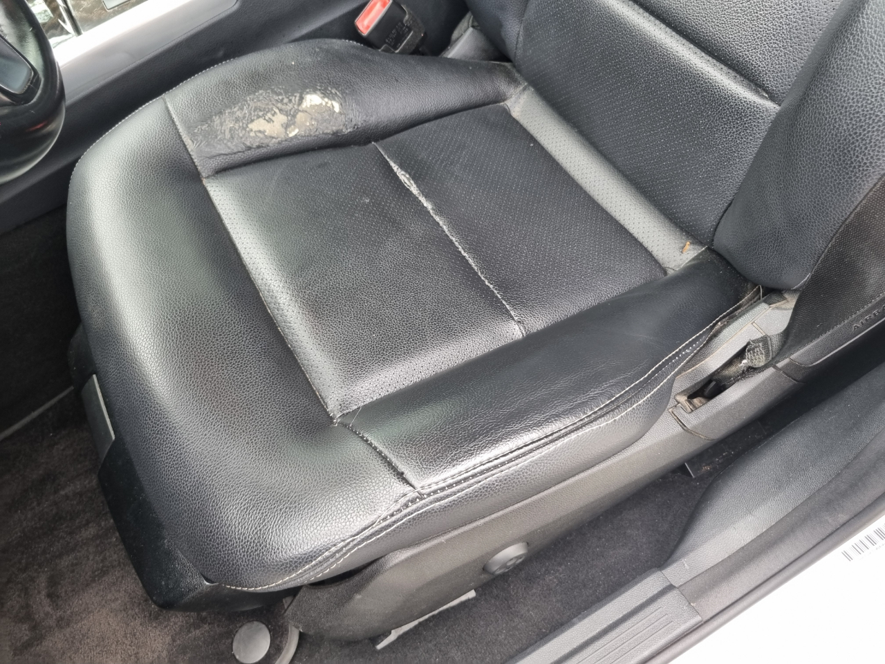 Mercedes-Benz E-Class E250 BlueTEC Sedan 2014