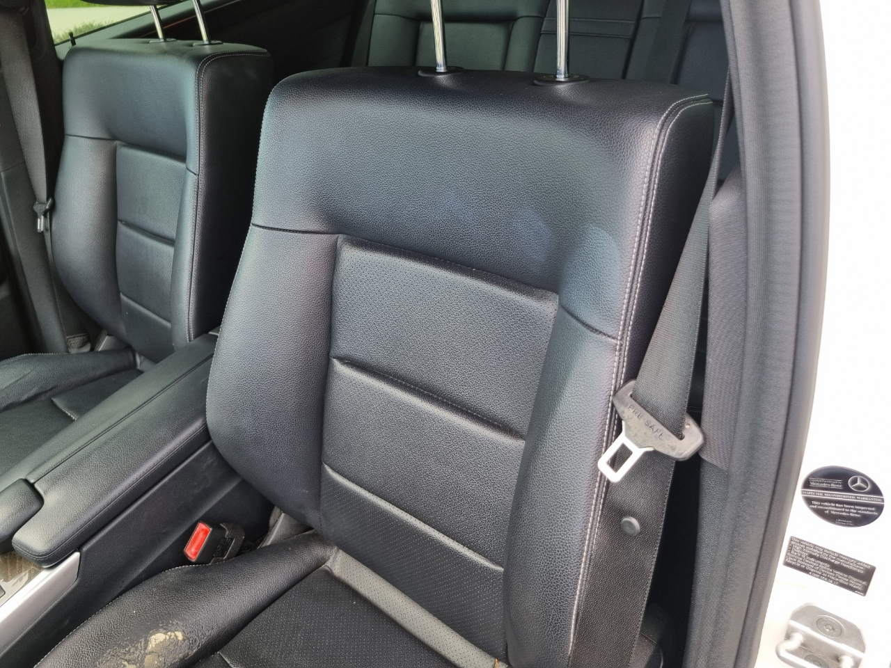 Mercedes-Benz E-Class E250 BlueTEC Sedan 2014