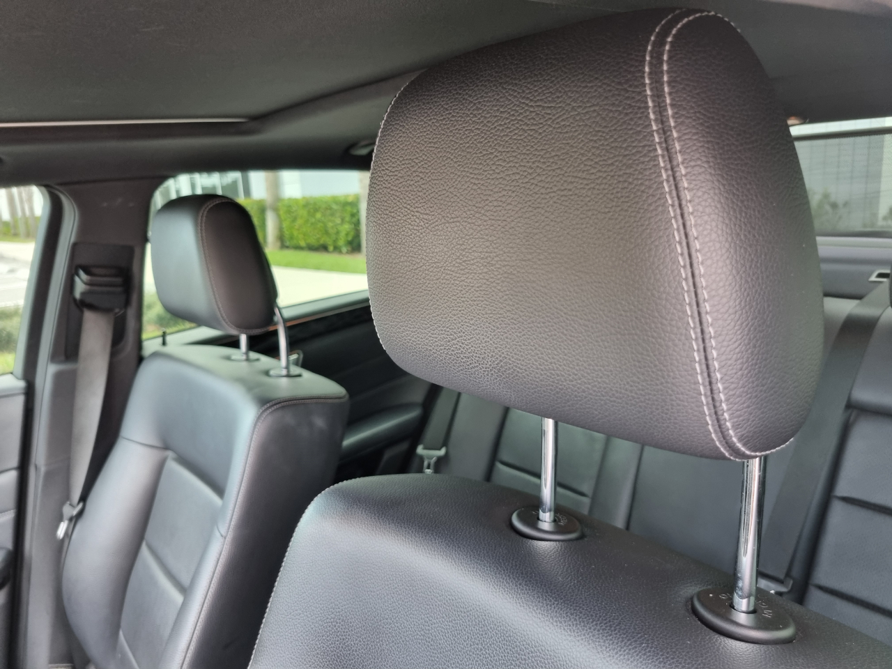 Mercedes-Benz E-Class E250 BlueTEC Sedan 2014