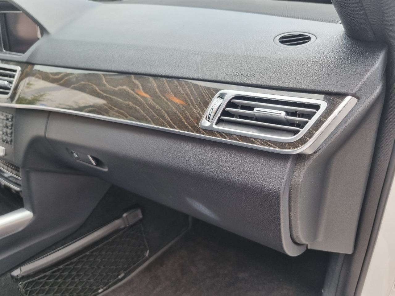 Mercedes-Benz E-Class E250 BlueTEC Sedan 2014