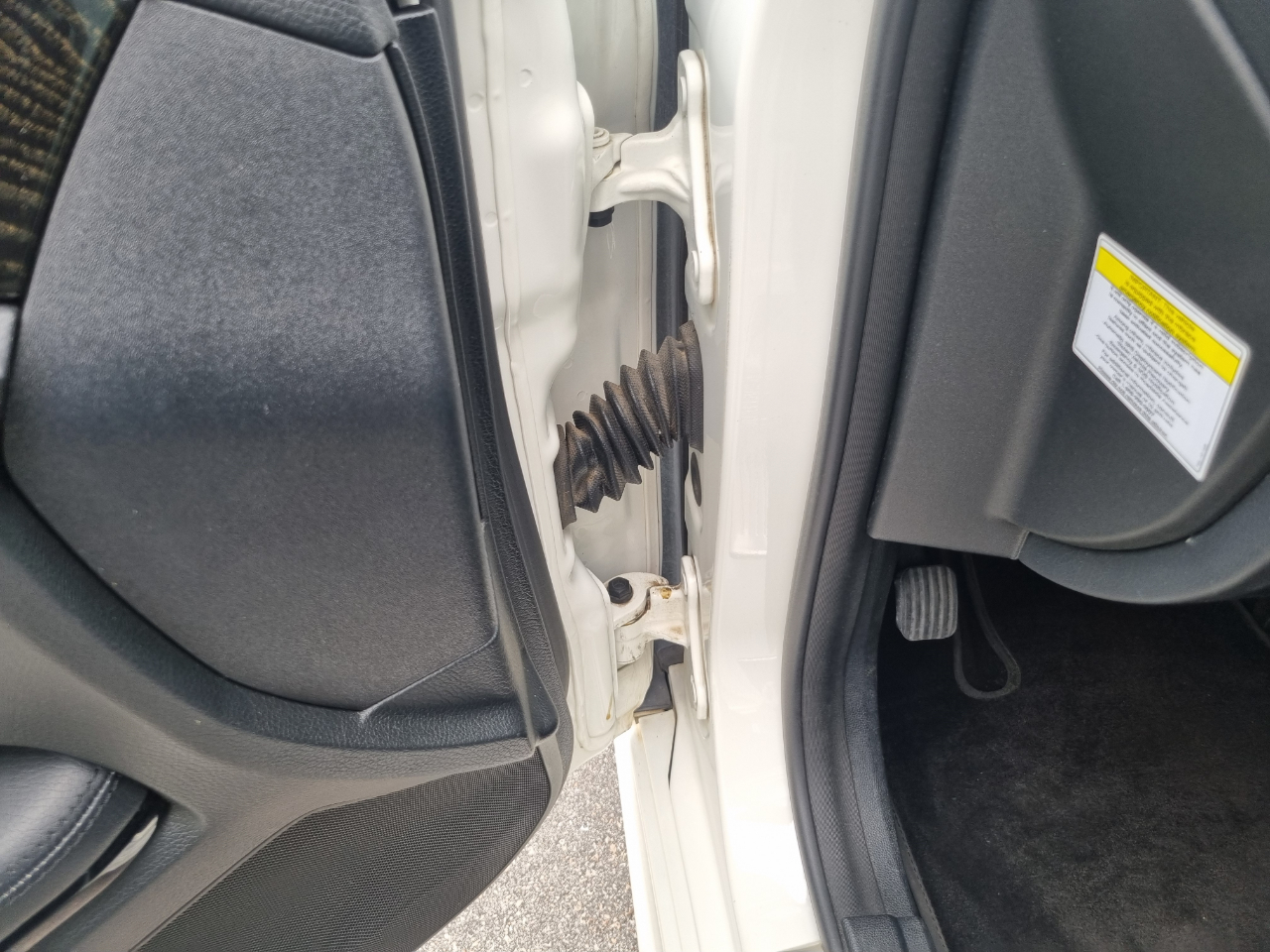 Mercedes-Benz E-Class E250 BlueTEC Sedan 2014