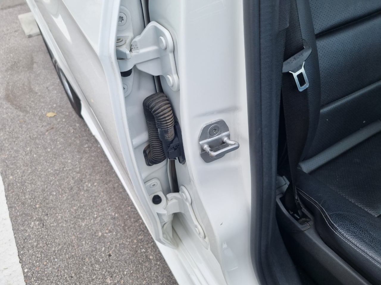 Mercedes-Benz E-Class E250 BlueTEC Sedan 2014