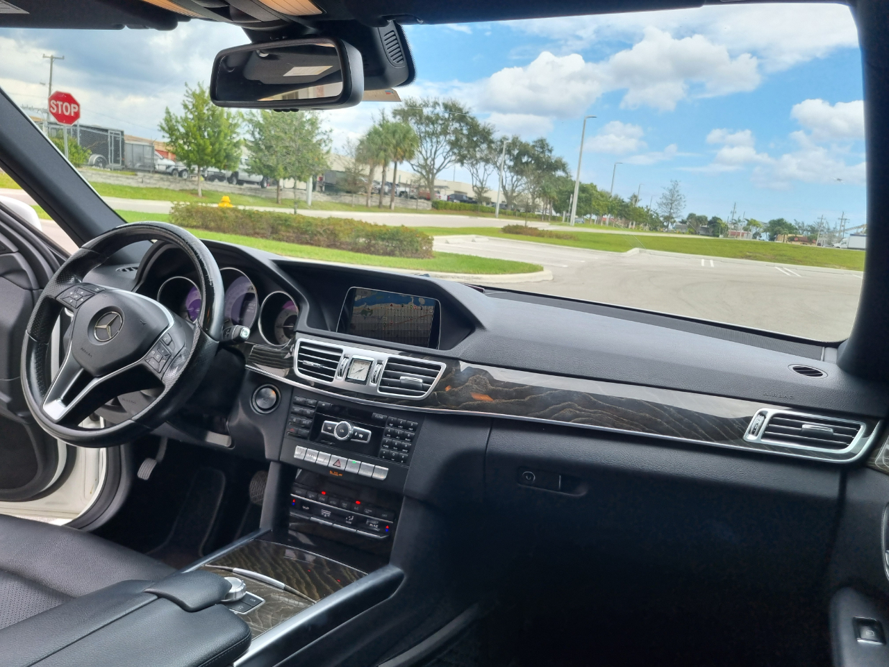 Mercedes-Benz E-Class E250 BlueTEC Sedan 2014