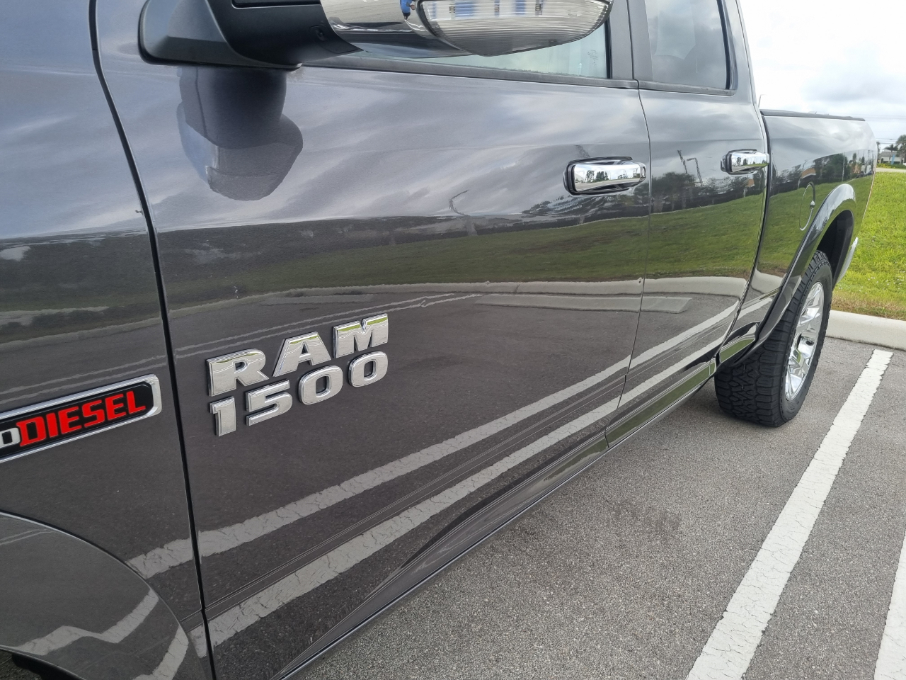 RAM 1500 Laramie Quad Cab 4WD 2016
