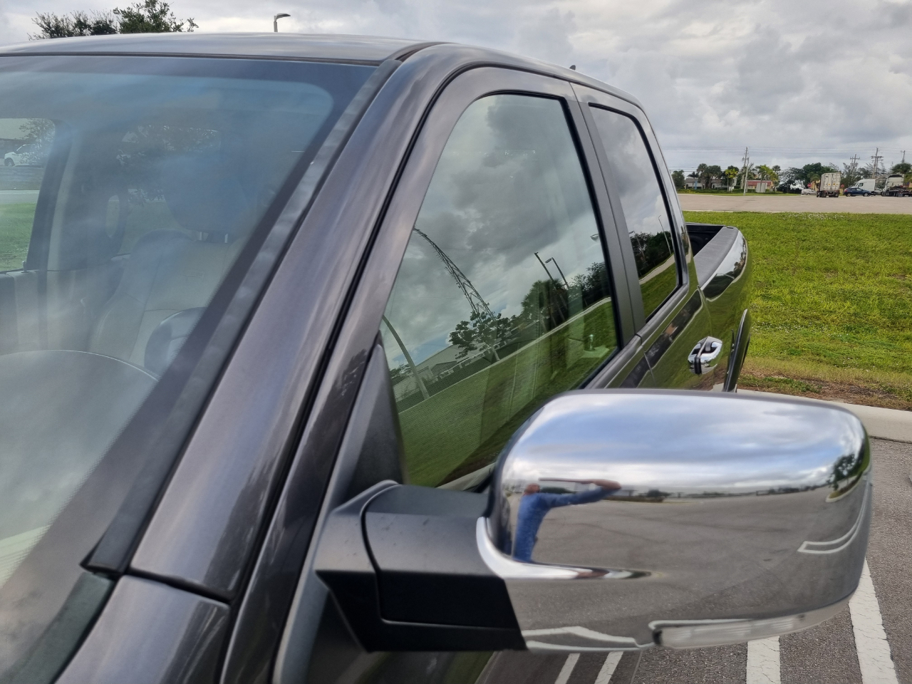 RAM 1500 Laramie Quad Cab 4WD 2016