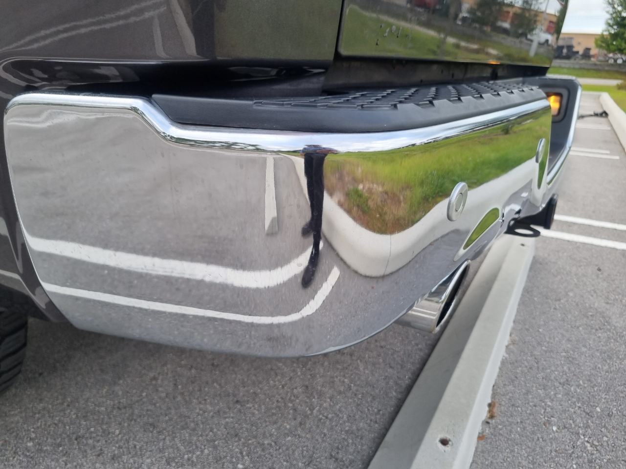 RAM 1500 Laramie Quad Cab 4WD 2016