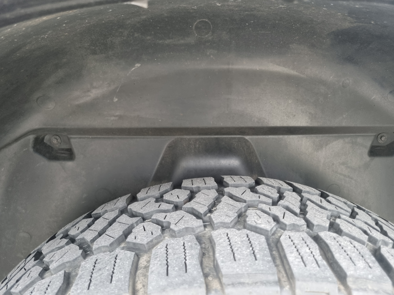 RAM 1500 Laramie Quad Cab 4WD 2016