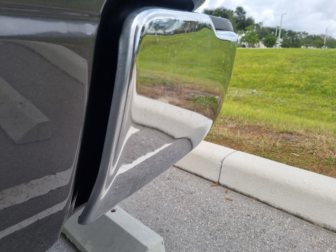 RAM 1500 Laramie Quad Cab 4WD 2016