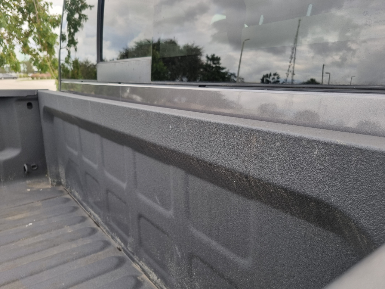 RAM 1500 Laramie Quad Cab 4WD 2016