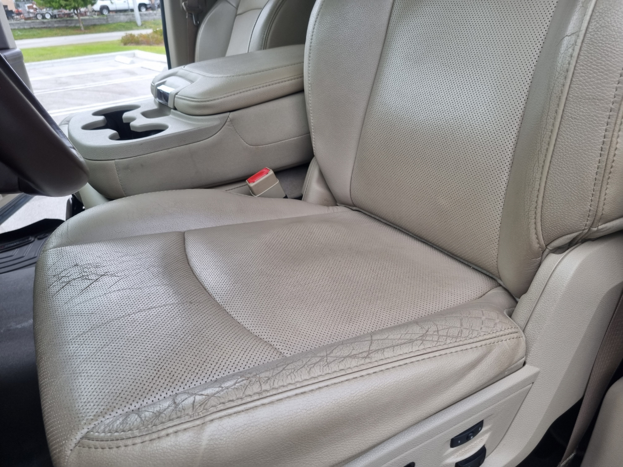 RAM 1500 Laramie Quad Cab 4WD 2016