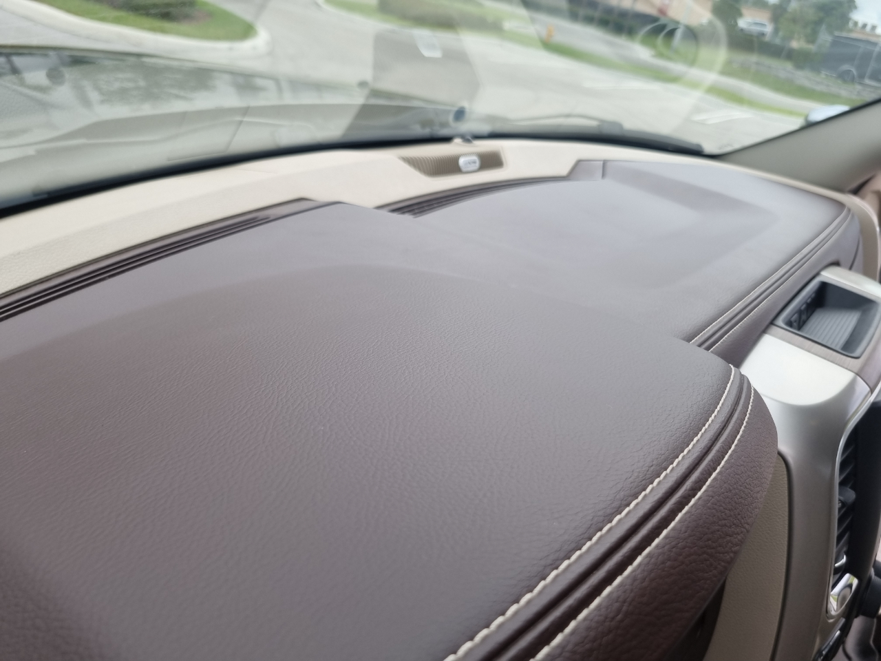 RAM 1500 Laramie Quad Cab 4WD 2016