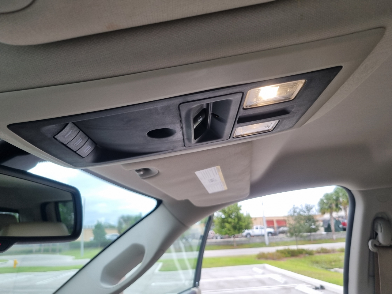 RAM 1500 Laramie Quad Cab 4WD 2016