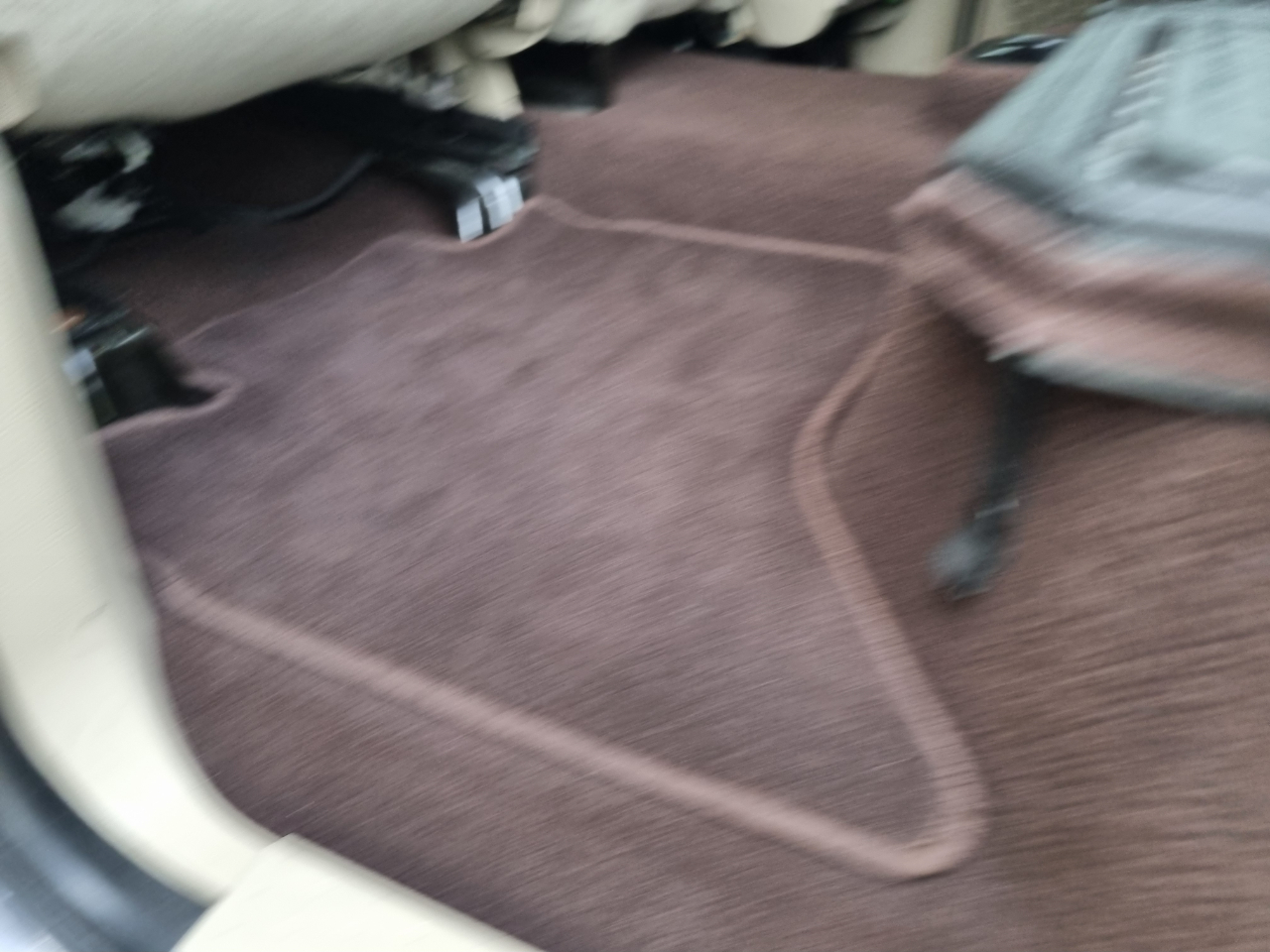 RAM 1500 Laramie Quad Cab 4WD 2016