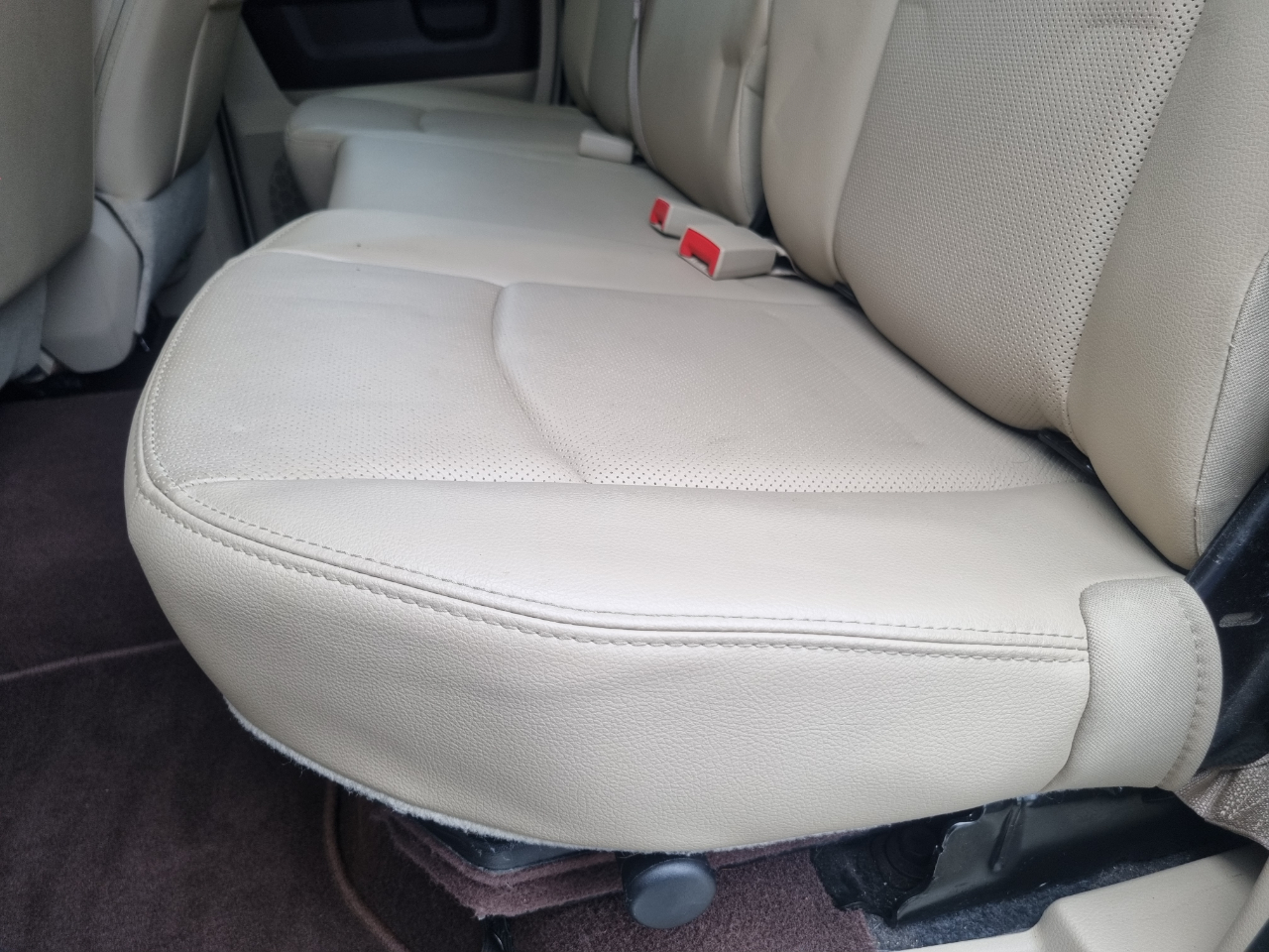 RAM 1500 Laramie Quad Cab 4WD 2016