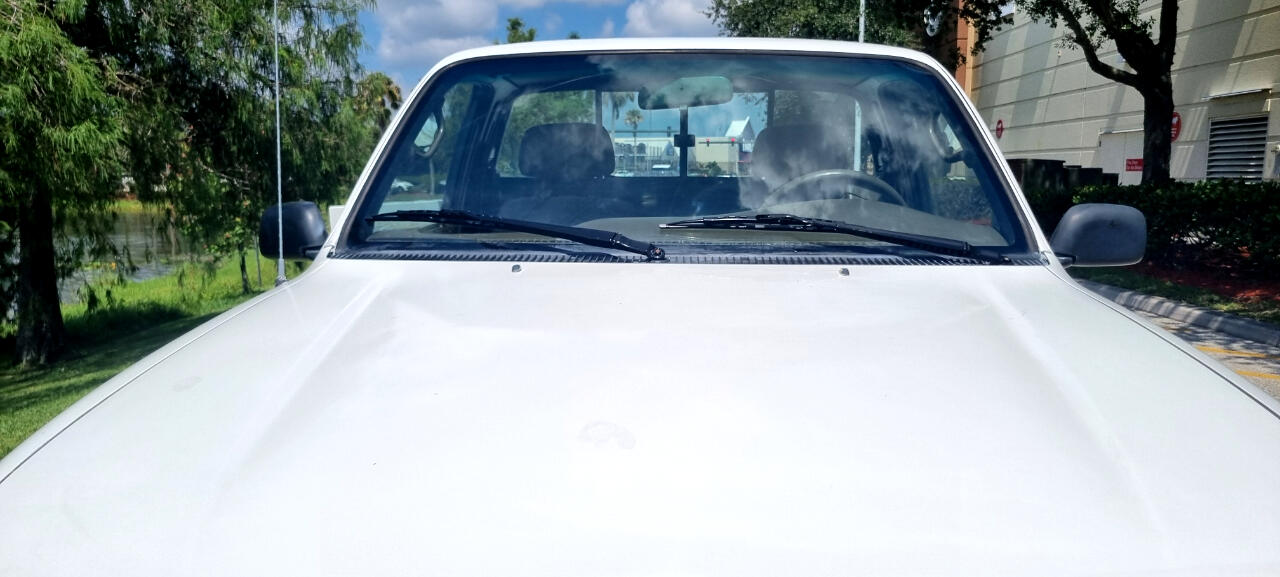 Toyota Tacoma Regular Cab 4WD 1995