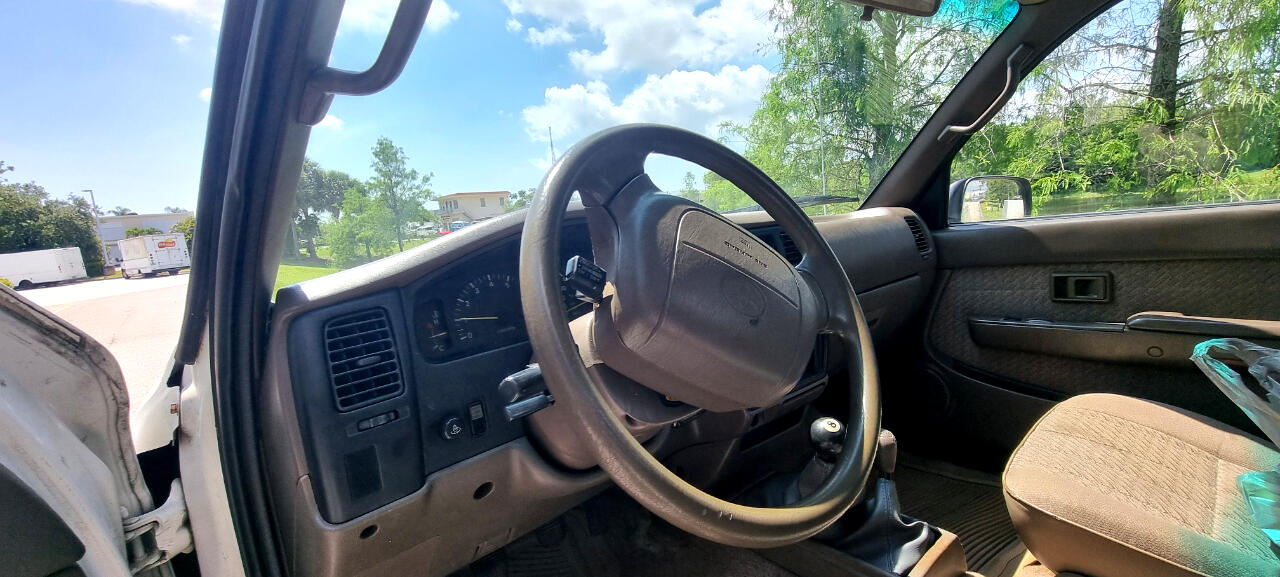 Toyota Tacoma Regular Cab 4WD 1995