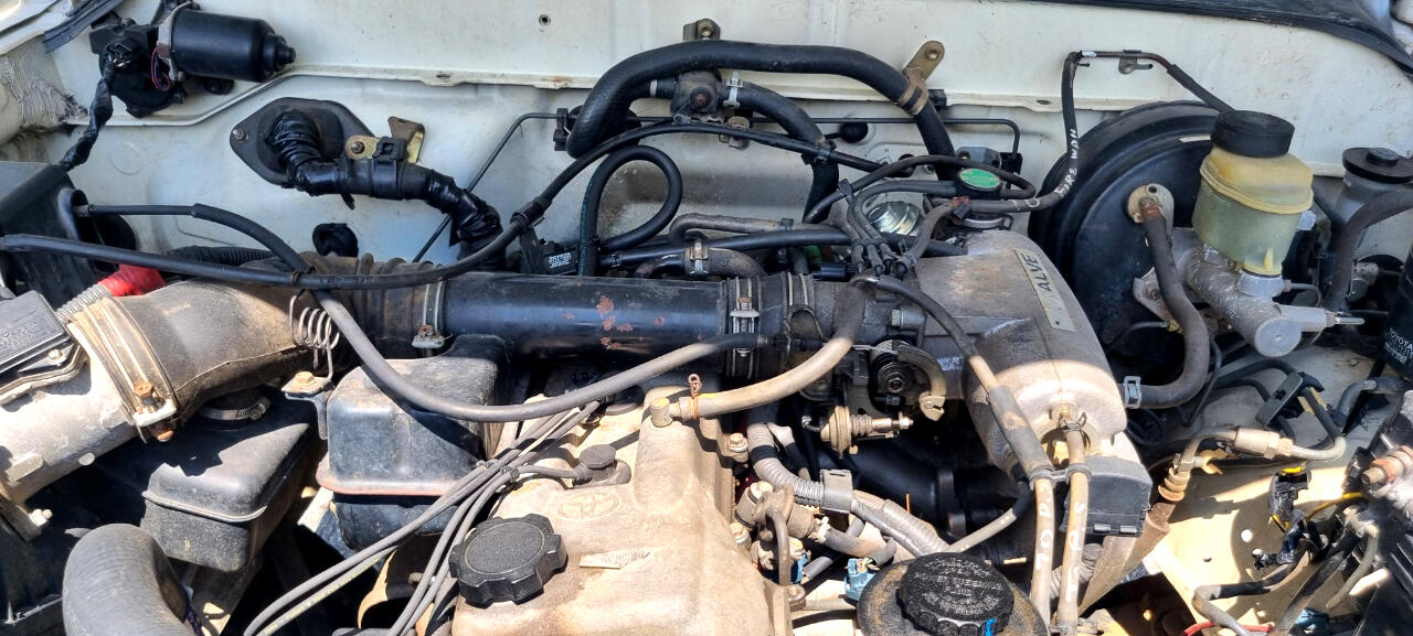 Toyota Tacoma Regular Cab 4WD 1995