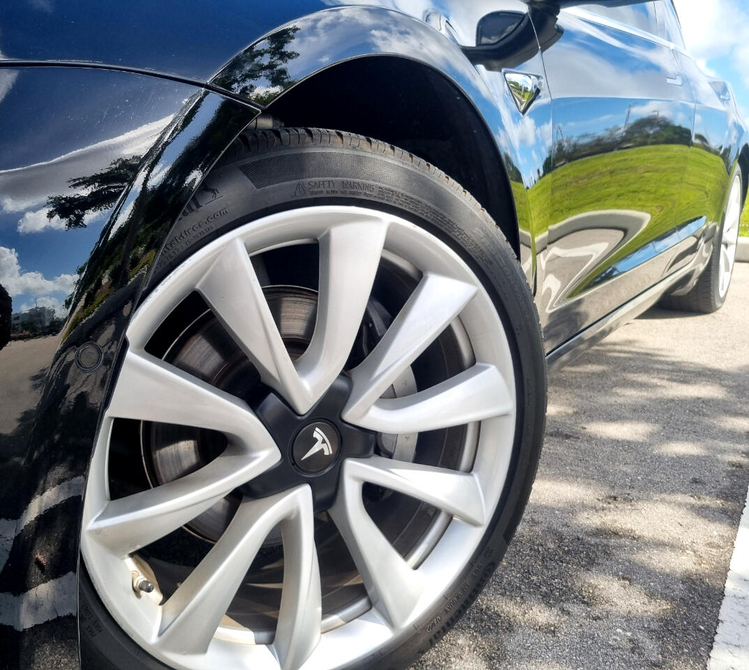 Tesla Model 3 Mid Range 2019