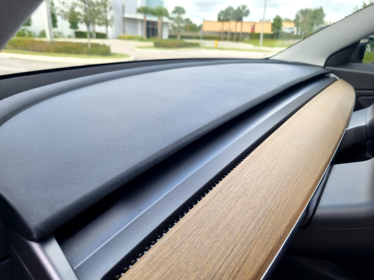 Tesla Model 3 Mid Range 2019