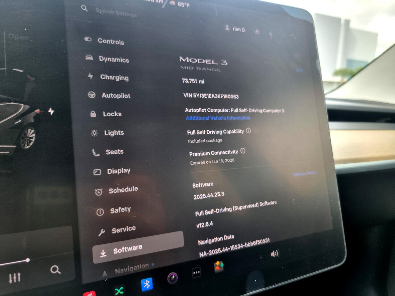 Tesla Model 3 Mid Range 2019