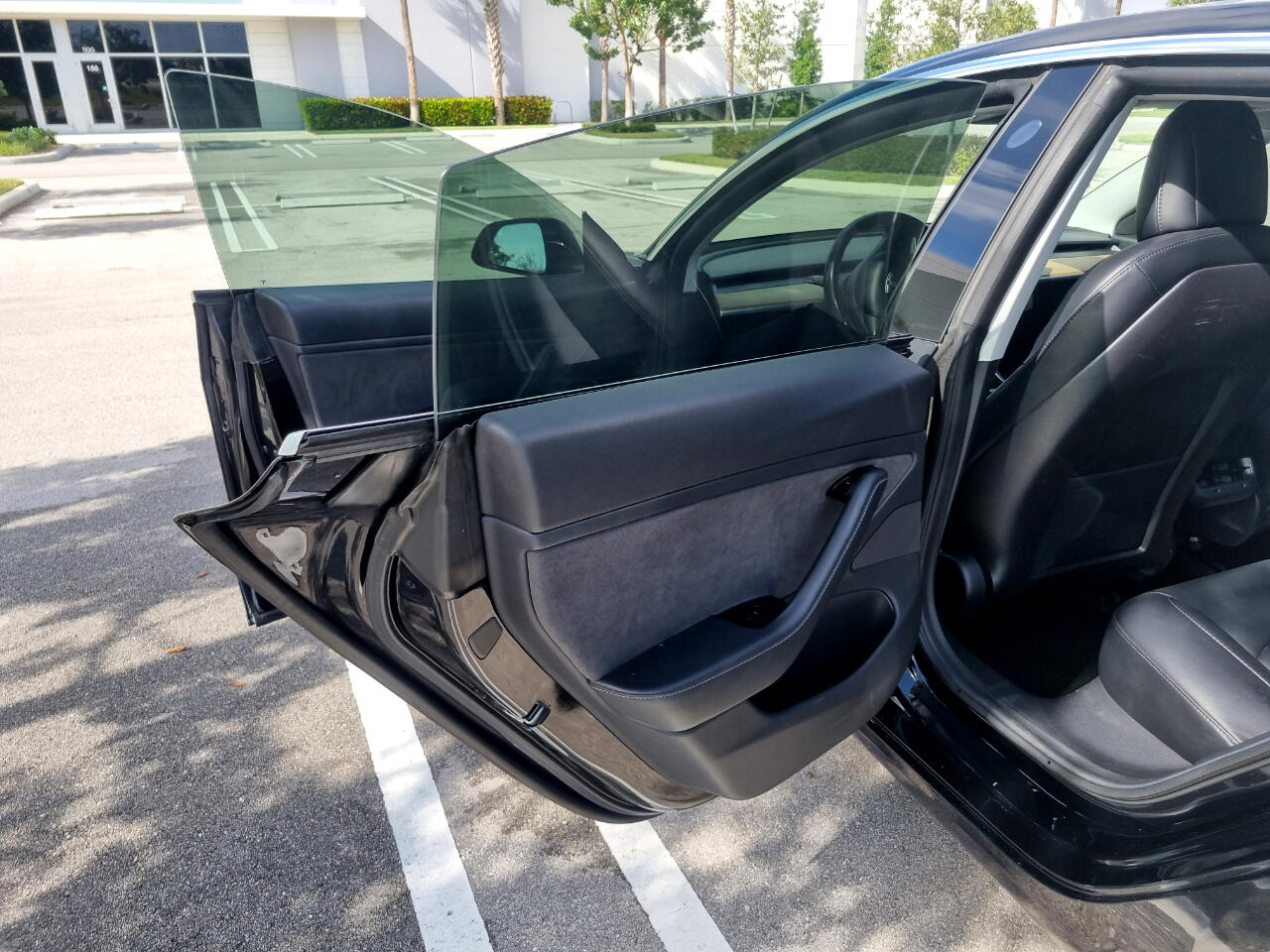 Tesla Model 3 Mid Range 2019