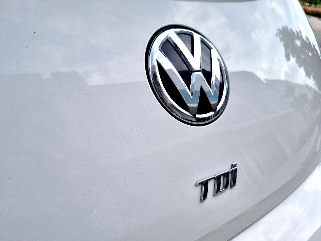 Volkswagen Beetle 2.0T Turbo Convertible 2013