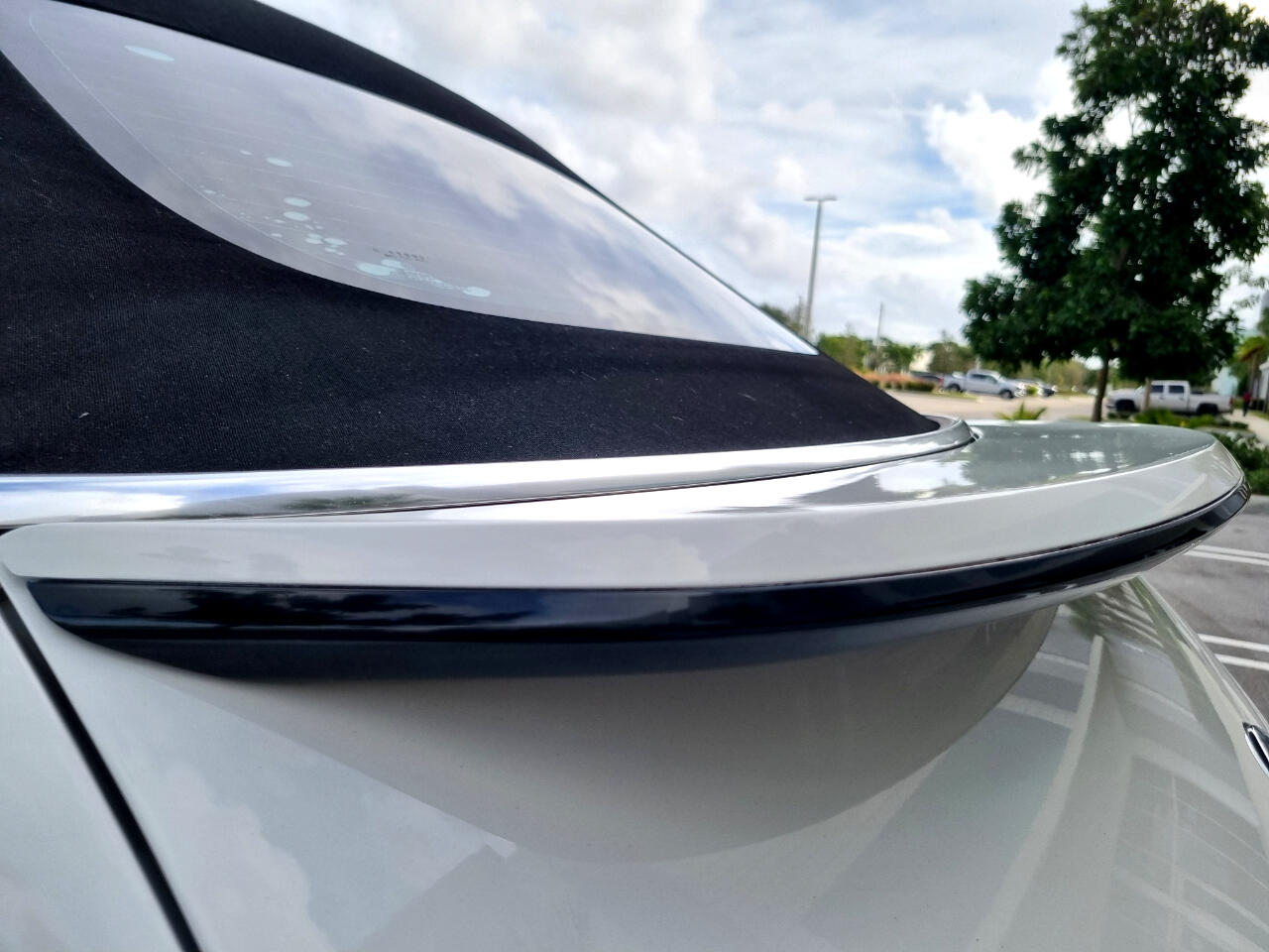 Volkswagen Beetle 2.0T Turbo Convertible 2013