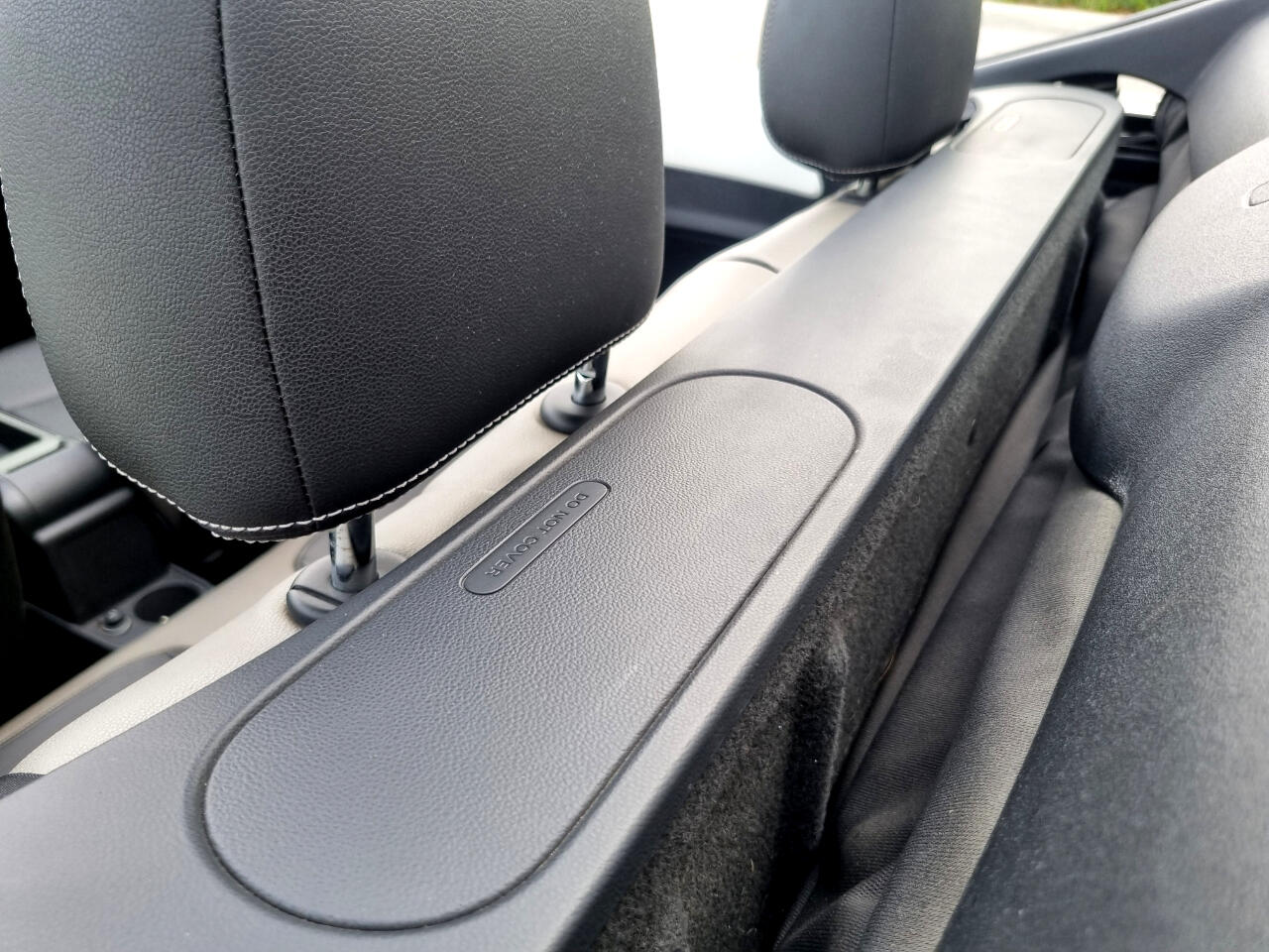 Volkswagen Beetle 2.0T Turbo Convertible 2013