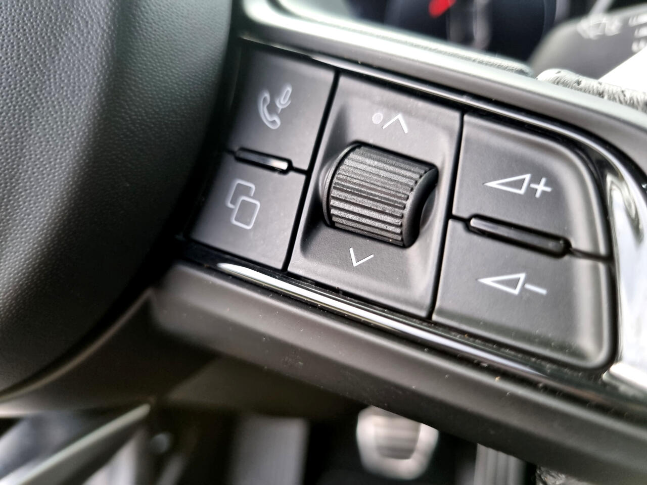 Alfa Romeo Giulia Ti AWD 2024