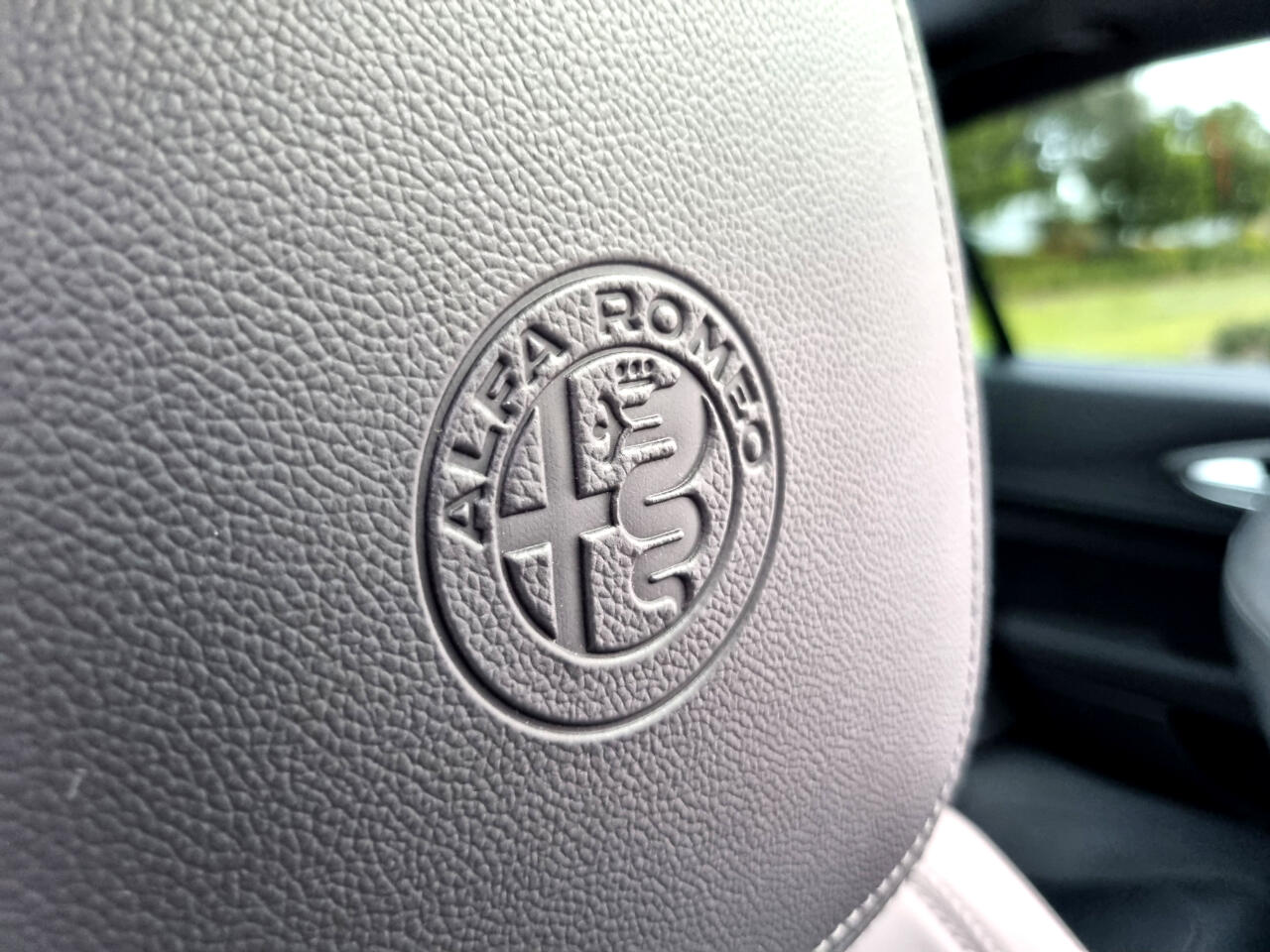 Alfa Romeo Giulia Ti AWD 2024