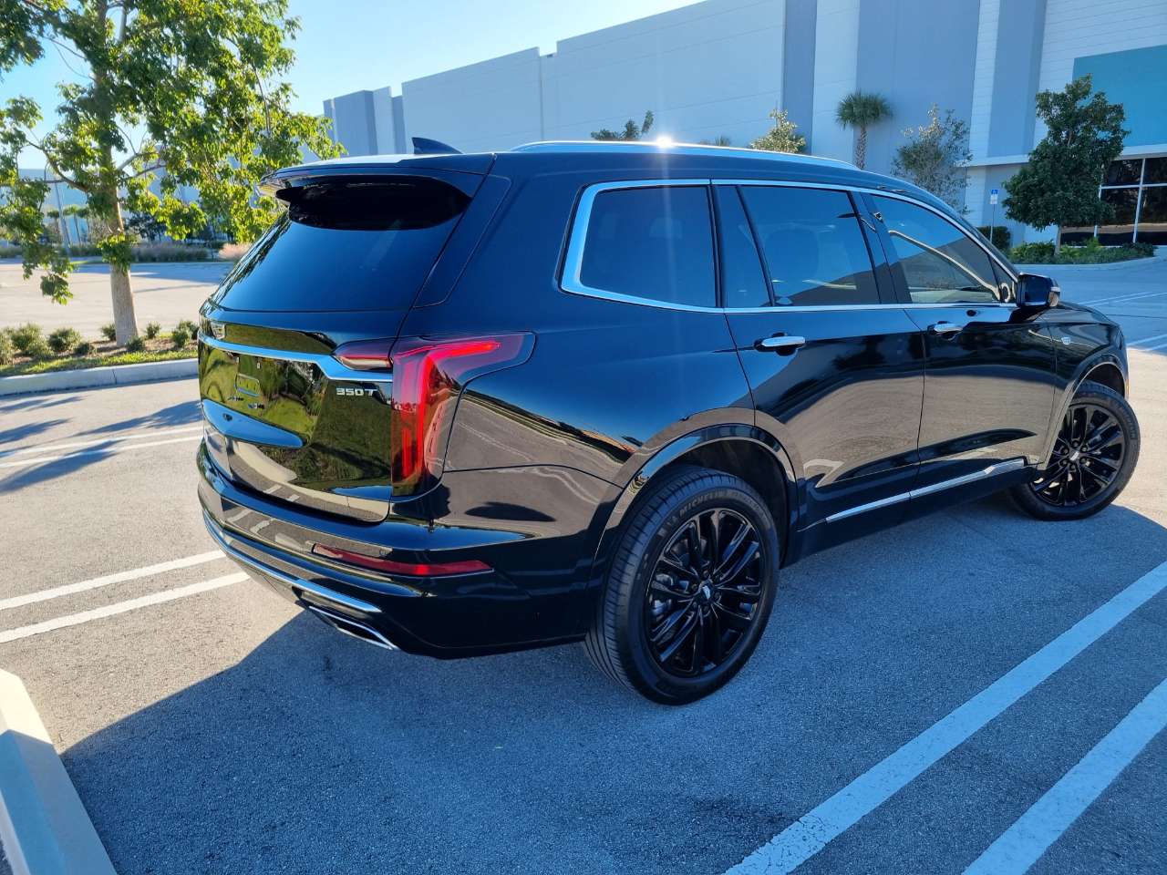 Cadillac XT6 Luxury AWD 2024