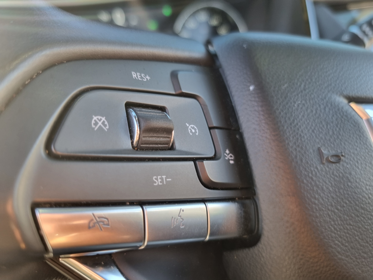 Cadillac XT6 Luxury AWD 2024