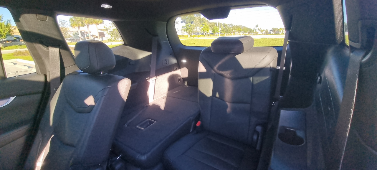 Cadillac XT6 Luxury AWD 2024