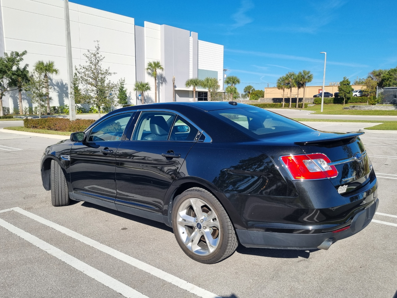 Ford Taurus SHO AWD 2010