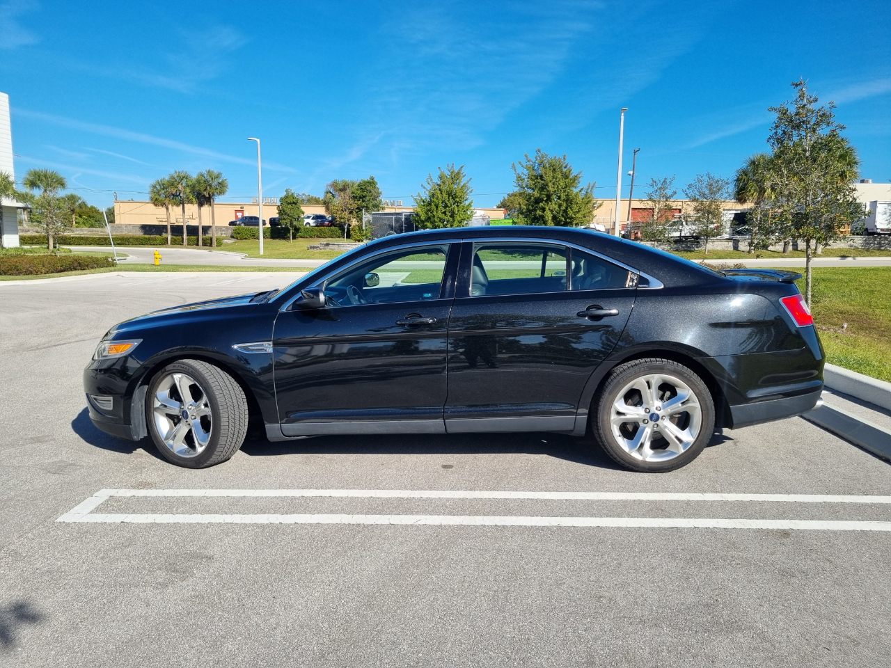 Ford Taurus SHO AWD 2010