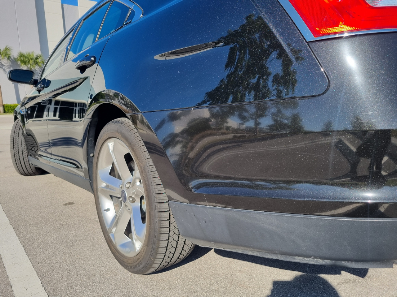 Ford Taurus SHO AWD 2010